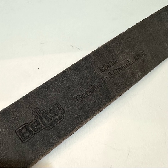 🚫SOLD🚫 🆕 NWOT Belts.com Western Belt with Floral Engraved Buckle - Waist Size 30 - Picture 6 of 6